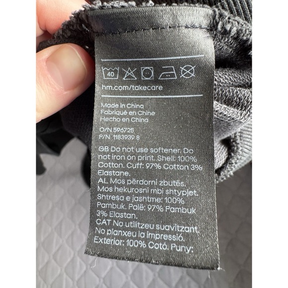 H&M Move Black Cropped Zip-Up Hoodie Size XL - Picture 7 of 7